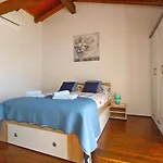 Dean 1912 Casa vacanze Tinjan
