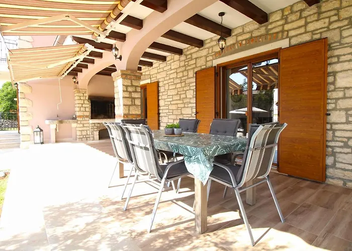 Vakantiehuis Dean 1912 *