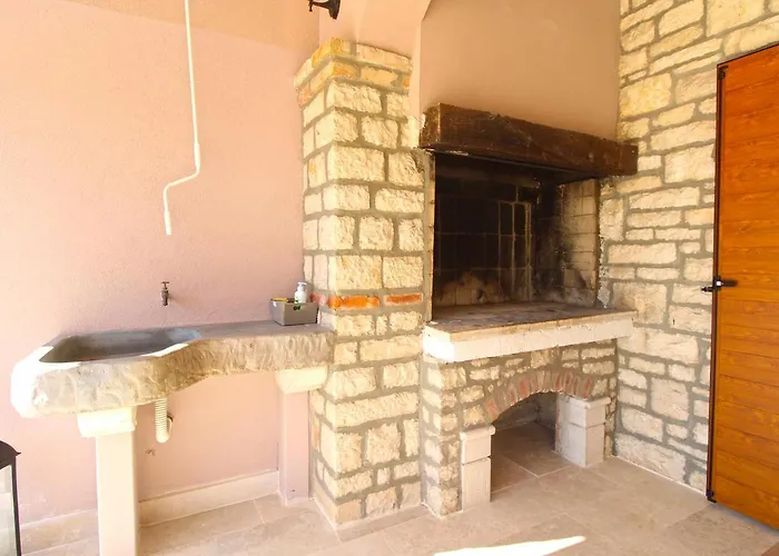 Vakantiehuis Dean 1912 Tinjan